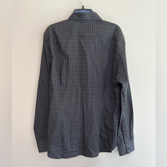 Robert Graham Modern Americana Black Button Down Shirt with Comma Design, sz XL - Picture 2 of 8